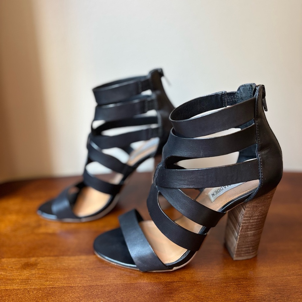 Steve Madden Dayyna Leather Gladiator Sandal